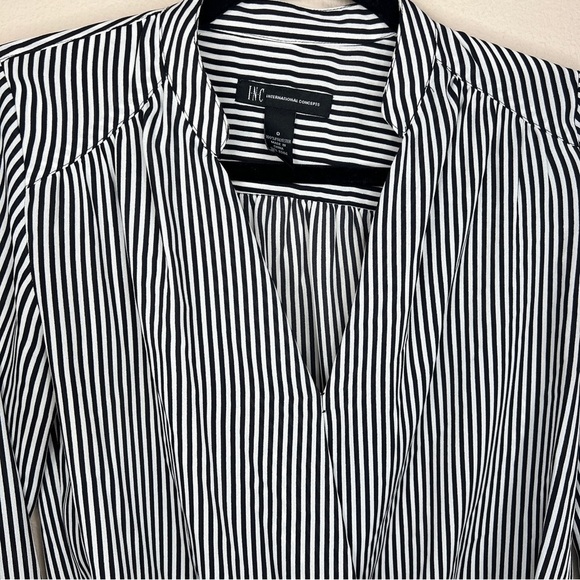 SIZE 0 INC BLACK WHITE STRIPED LONG SLEEVE  FLOWY DRAPED - Picture 3 of 6
